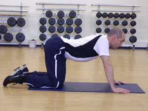 Etirement du dos : flexion et extension en décharge 